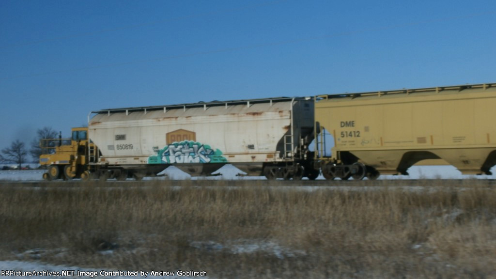 SMW 850819 & DM&E 51412